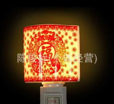 夜间温柔 如何选择一款划算的智能光控LED小夜灯？